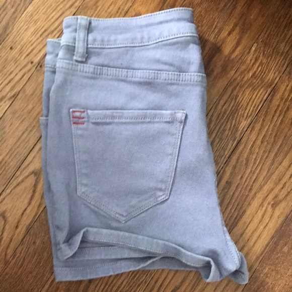 Urban Outfitters High Waisted Jean Shorts - Picture 2 of 2